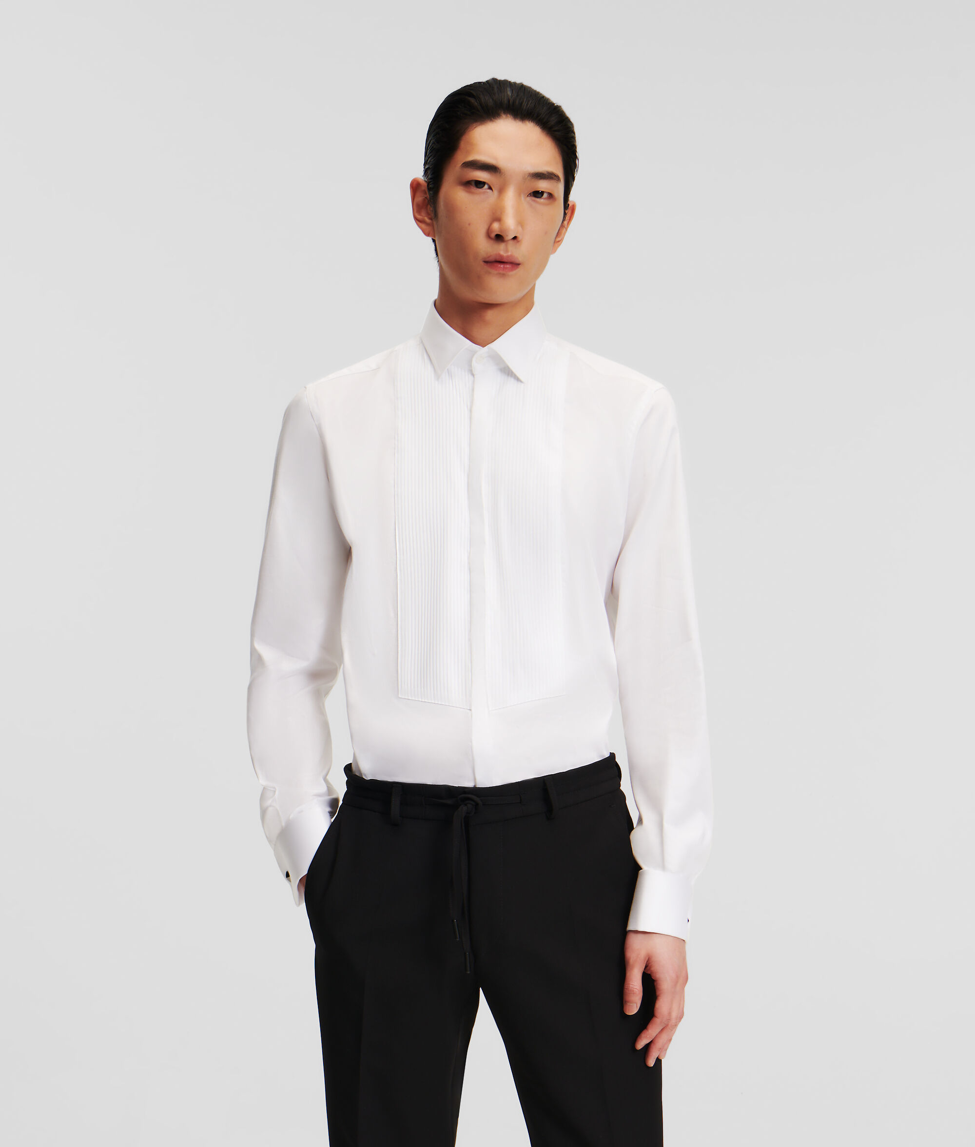 (image for) Acclaimed CONTEMPORARY-FIT SHIRT